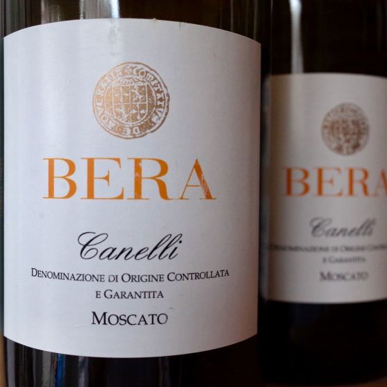 <b>Bera Vittorio & Figli, Alessandra Bera</b>|moscato canelli|mouss
