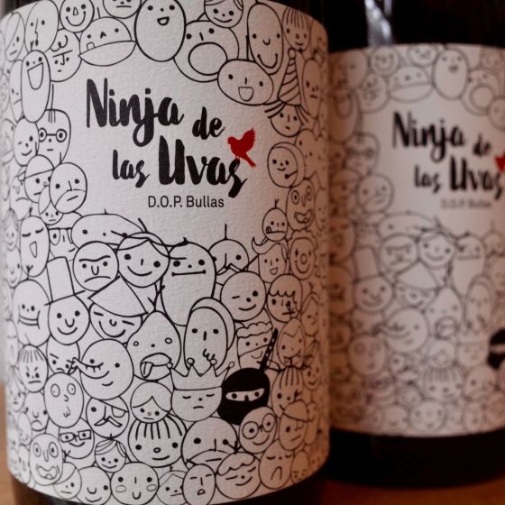 <b>Julia Casado</b>|ninja de las uvas|rood