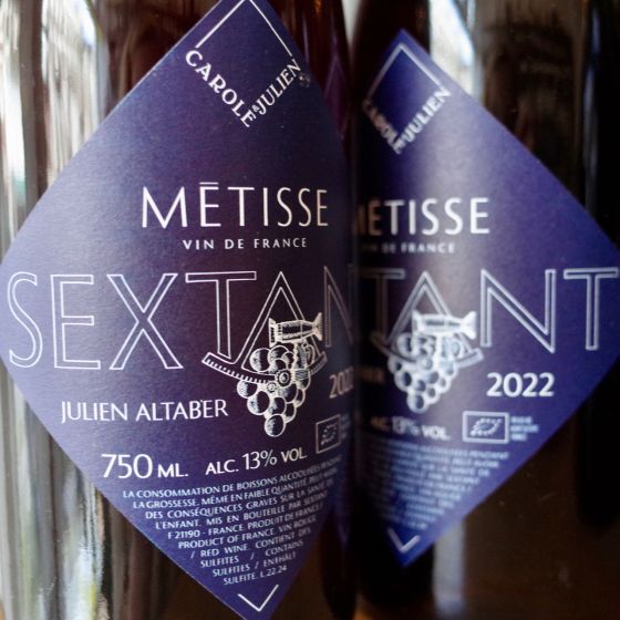 <b>Domaine Sextant, Julien et Carole Altaber</b>|métisse|rood