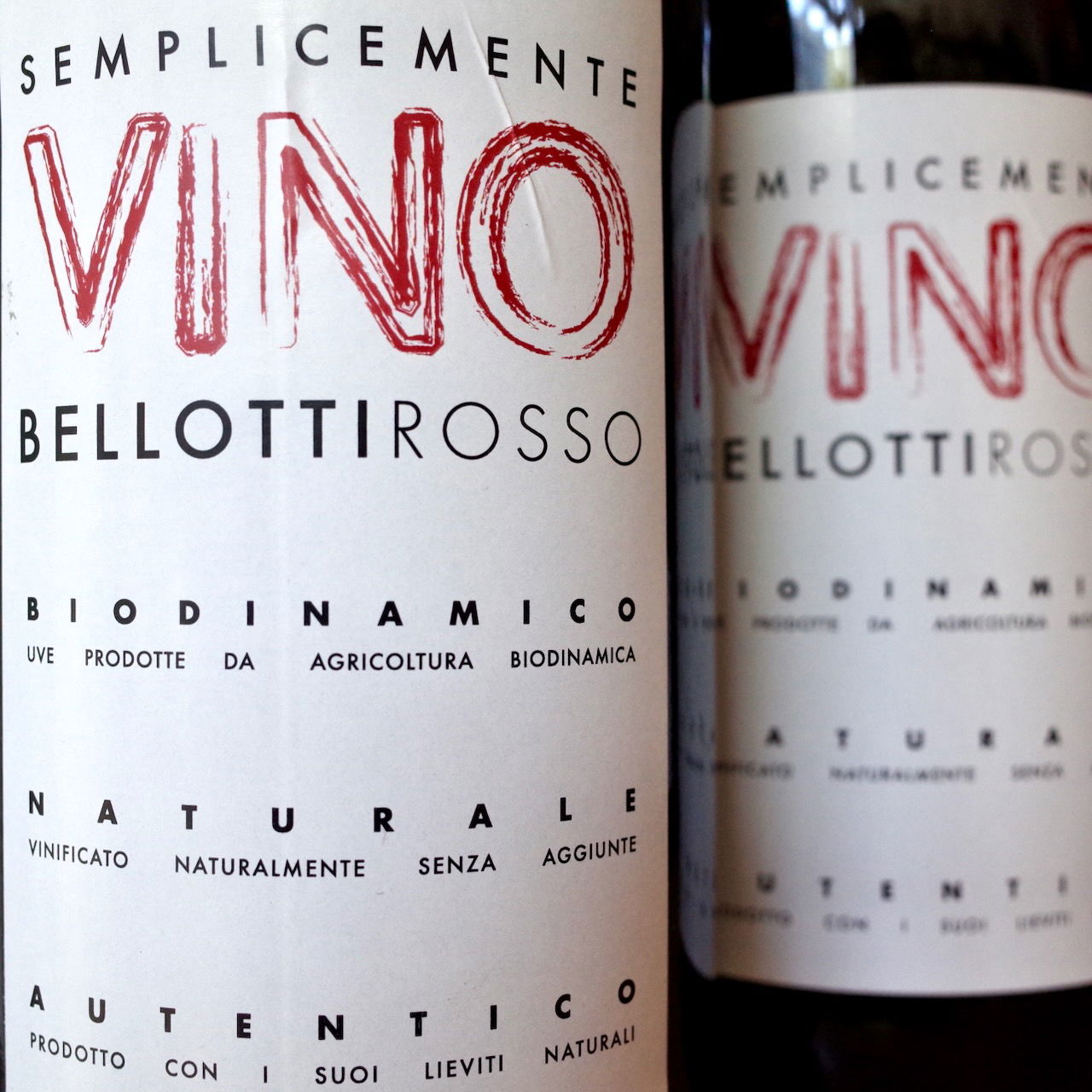 <b>Cascina Degli Ulivi, Ilaria Belloti</b>|semplicemente rosso|rood