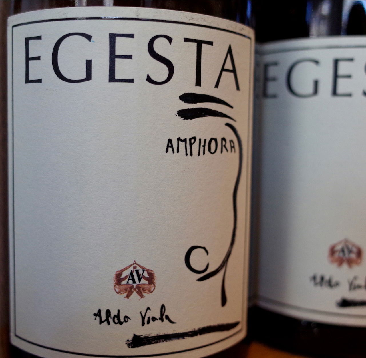 <b>Aldo Viola</b>|egesta anfora|oranje