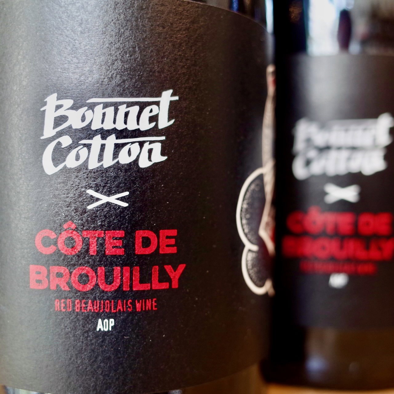 <b>Domaine Bonnet-Cotton, Pierre Cotton et Marine Bonnet</b>|côte de brouilly '100% cotton'|rood