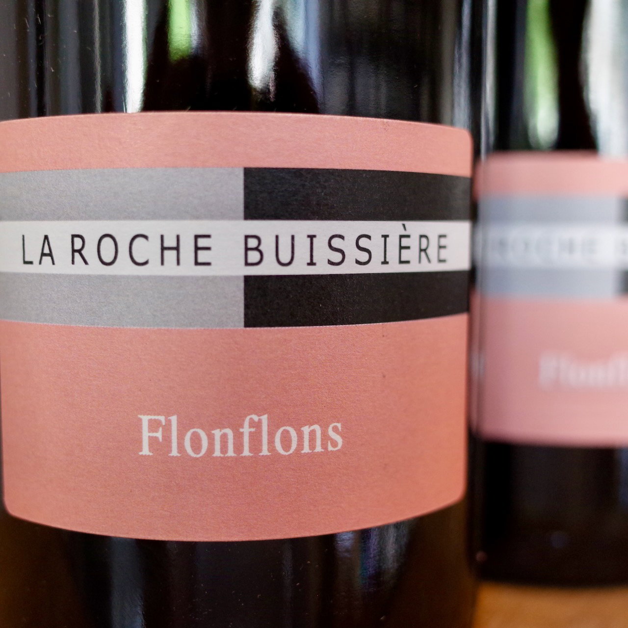 <b>La Roche Buissière, Laurence et Antoine Joly</b>|flonflons|rood